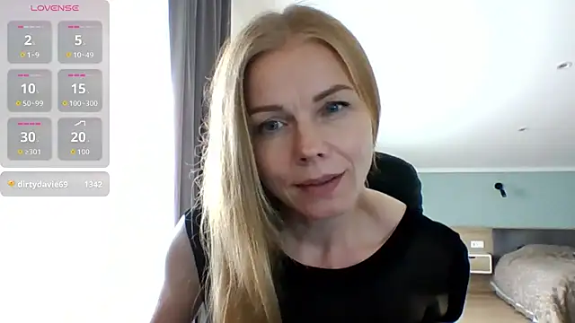 Snapshot of Tina5394 chatting on 07-22-26, 05:05 Tina5394 online show from 07-22-26, 05:05