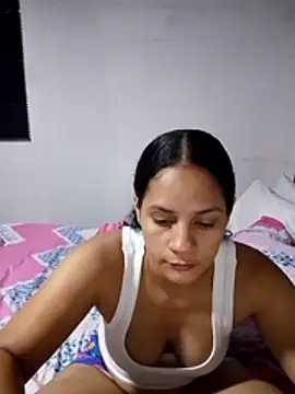 Snapshot of Cielo_777_ chatting on 07-14-26, 02:05 Cielo 777 online show from 07-14-26, 02:05