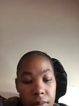 Snapshot of Nicole-Liam- chatting on 07-01-26, 08:27 Nicole-Liam- online show from 07-01-26, 08:27
