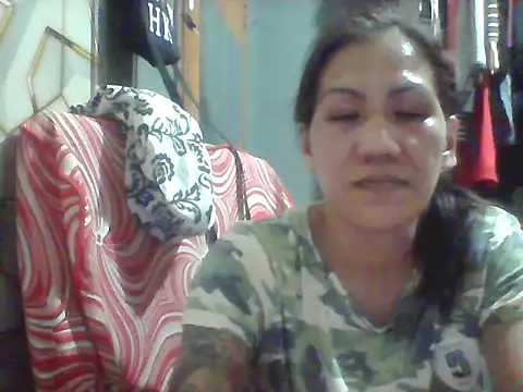 Snapshot of pinayheartaker chatting on 06-08-26, 02:39 pinayheartaker online show from 06-08-26, 02:39
