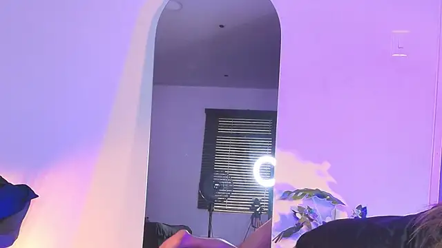 AshleyMonroee   online show from 06-24-26, 02:27