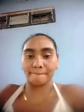 Snapshot of Lela-Chanel chatting on 06-08-26, 05:24 Lela-Chanel online show from 06-08-26, 05:24