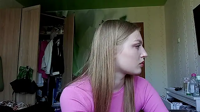 Snapshot of NorineGressett chatting on 06-14-26, 03:14 NorineGressett online show from 06-14-26, 03:14