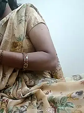 Snapshot of zawadi_Savita1 chatting on 07-08-26, 11:04 zawadi Savita1 online show from 07-08-26, 11:04