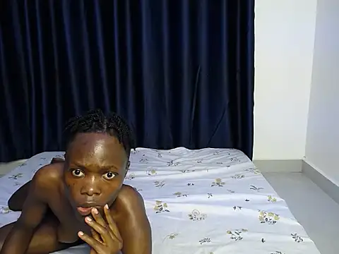 Snapshot of Melaninmagicc chatting on 07-11-26, 12:08 Melaninmagicc online show from 07-11-26, 12:08