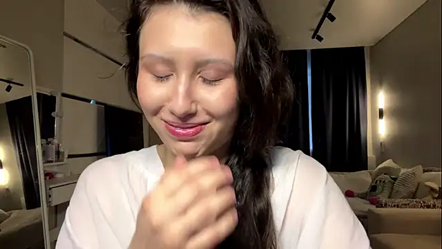 Snapshot of Alicekitty67 chatting on 06-11-26, 03:10 Alicekitty67 online show from 06-11-26, 03:10