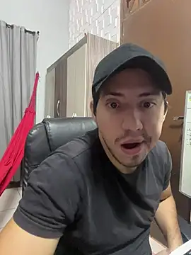 Fer Ti online show from 07-22-26, 01:58