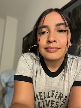 Snapshot of HaileyBieber_ chatting on 07-09-26, 12:15 HaileyBieber online show from 07-09-26, 12:15