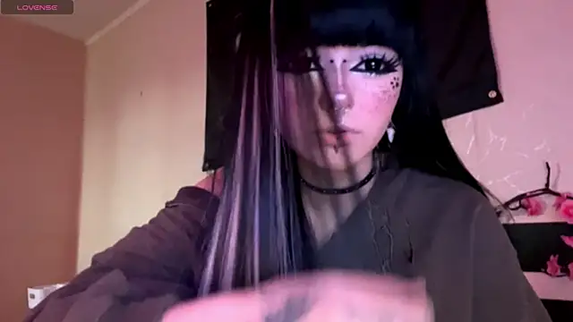 HolyCute online show from 07-22-26, 11:24