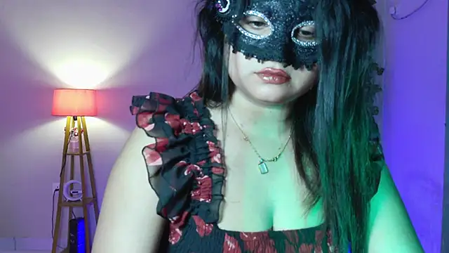 Red Heart  online show from 07-16-26, 05:52