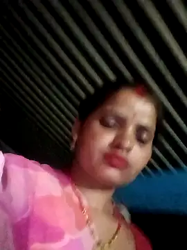 Snapshot of Divya_hot88 chatting on 06-09-26, 04:07 Divya hot88 online show from 06-09-26, 04:07