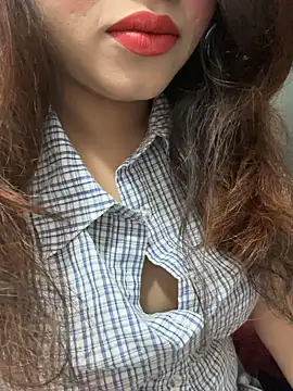 Snapshot of Yours_riya11 chatting on 06-25-26, 11:42 Yours riya11 online show from 06-25-26, 11:42