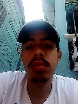 Snapshot of blanquito_leche chatting on 06-17-26, 05:58 blanquito leche online show from 06-17-26, 05:58