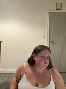 Snapshot of LillyMaexx chatting on 06-08-26, 09:15 LillyMaexx online show from 06-08-26, 09:15