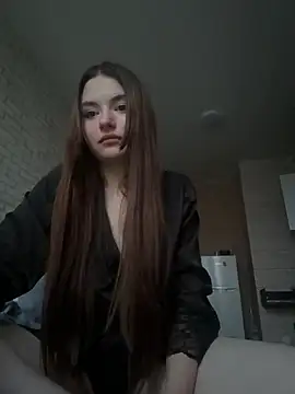 sexy-brunette77 online show from 06-10-26, 06:07