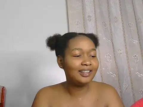 Snapshot of brownsugar_booty chatting on 06-20-26, 12:03 brownsugar booty online show from 06-20-26, 12:03