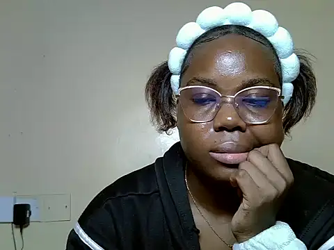 Snapshot of Choral_Blue chatting on 07-11-26, 12:24 Choral Blue online show from 07-11-26, 12:24