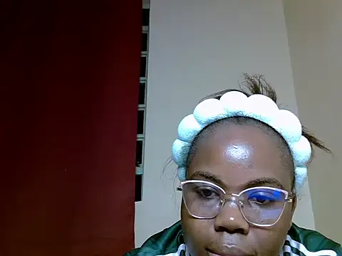 Snapshot of Choral_Blue chatting on 07-13-26, 12:46 Choral Blue online show from 07-13-26, 12:46