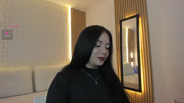 rebecaa grey online show from 06-20-26, 03:04