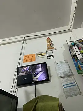 Snapshot of fercho25rv chatting on 06-11-26, 04:43 fercho25rv online show from 06-11-26, 04:43