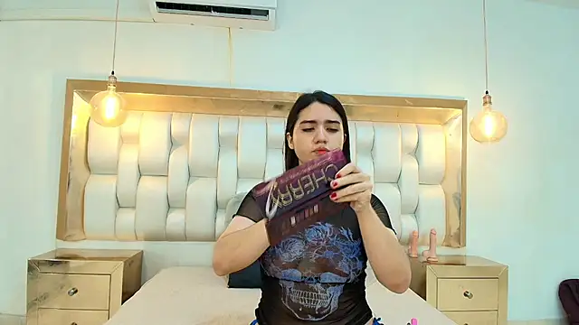 LizzyRaven online show from 06-27-26, 11:37
