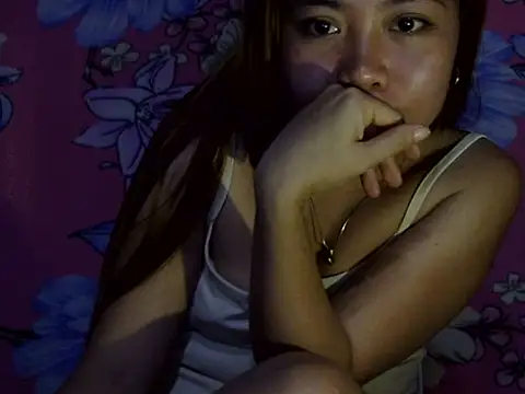 Snapshot of Sherry_Rose chatting on 08-03-26, 03:27 Sherry Rose online show from 08-03-26, 03:27