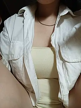 nako-yaya online show from 06-25-26, 03:17