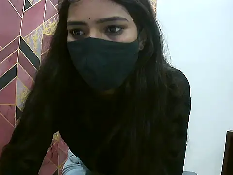 Hot-Roshni online show from 06-05-26, 03:07