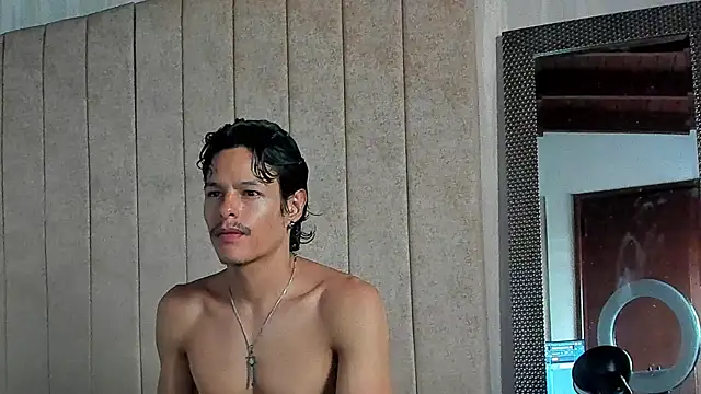 Snapshot of tommyhot7 chatting on 07-18-26, 02:54 tommyhot7 online show from 07-18-26, 02:54