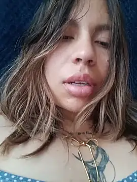Snapshot of CleoDely chatting on 07-18-26, 10:35 CleoDely online show from 07-18-26, 10:35