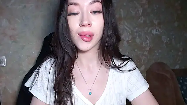 Snapshot of lu_dominationn chatting on 07-04-26, 11:27 lu dominationn online show from 07-04-26, 11:27