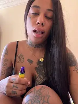 Kira nyxx online show from 06-02-26, 08:27