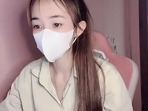 Snapshot of Alee8668 chatting on 07-04-26, 03:45 Alee8668 online show from 07-04-26, 03:45