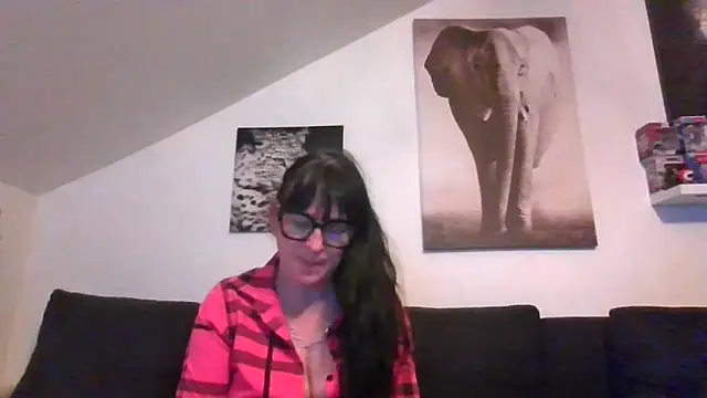 Snapshot of sexujuly88 chatting on 05-08-26, 10:26 sexujuly88 online show from 05-08-26, 10:26