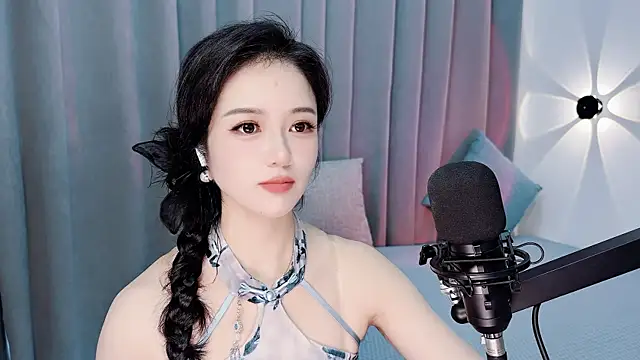 Momo-Wow online show from 07-20-26, 05:55