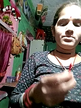 Snapshot of siwanijha007 chatting on 06-09-26, 04:18 siwanijha007 online show from 06-09-26, 04:18
