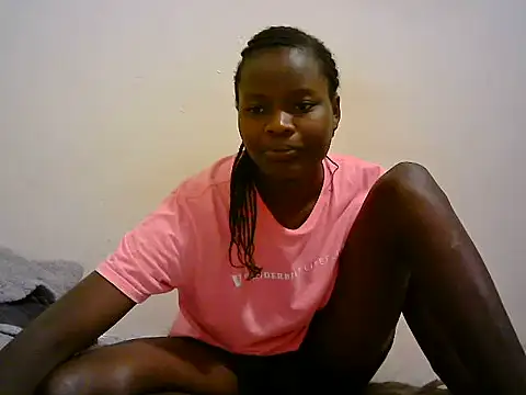Snapshot of BerryJulie chatting on 07-06-26, 04:31 BerryJulie online show from 07-06-26, 04:31
