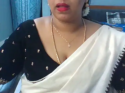 Snapshot of Tamil_hot_Meenu chatting on 07-08-26, 04:55 Tamil hot Meenu online show from 07-08-26, 04:55