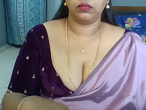 Snapshot of Tamil_hot_Meenu chatting on 07-10-26, 07:01 Tamil hot Meenu online show from 07-10-26, 07:01