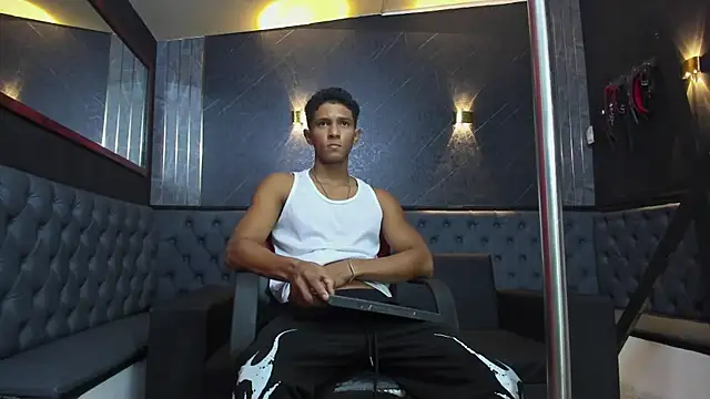 Snapshot of Yoel_Blessed chatting on 07-16-26, 12:11 Yoel Blessed online show from 07-16-26, 12:11