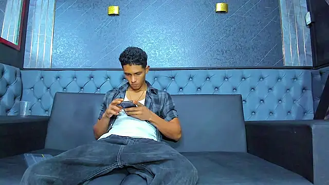 Snapshot of Yoel_Blessed chatting on 07-20-26, 11:34 Yoel Blessed online show from 07-20-26, 11:34