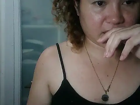 bitchychubby online show from 06-25-26, 03:38