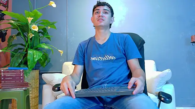 aalejo gray online show from 06-02-26, 01:24