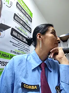 Snapshot of ALEJANDRA__28 chatting on 06-10-26, 12:37 ALEJANDRA 28 online show from 06-10-26, 12:37