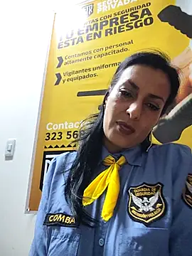 Snapshot of ALEJANDRA__28 chatting on 06-19-26, 01:04 ALEJANDRA 28 online show from 06-19-26, 01:04