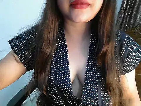 Snapshot of cuty_Mimi chatting on 06-11-26, 03:32 cuty Mimi online show from 06-11-26, 03:32
