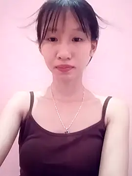 Snapshot of Abi_girl12 chatting on 06-23-26, 05:33 Abi girl12 online show from 06-23-26, 05:33