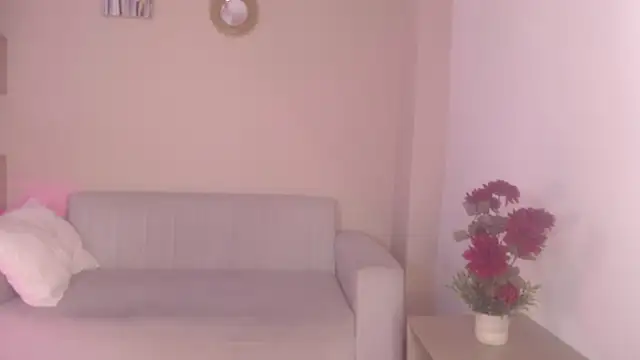 Snapshot of salome__2002 chatting on 07-13-26, 01:14 salome 2002 online show from 07-13-26, 01:14