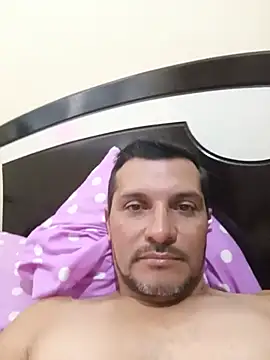 Snapshot of RIchar05 chatting on 06-29-26, 06:30 RIchar05 online show from 06-29-26, 06:30