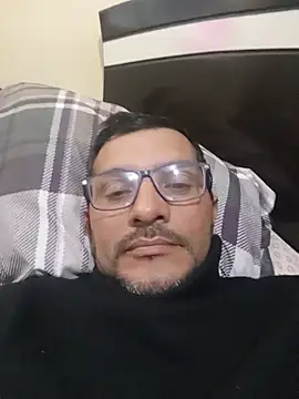 Snapshot of RIchar05 chatting on 07-01-26, 07:35 RIchar05 online show from 07-01-26, 07:35
